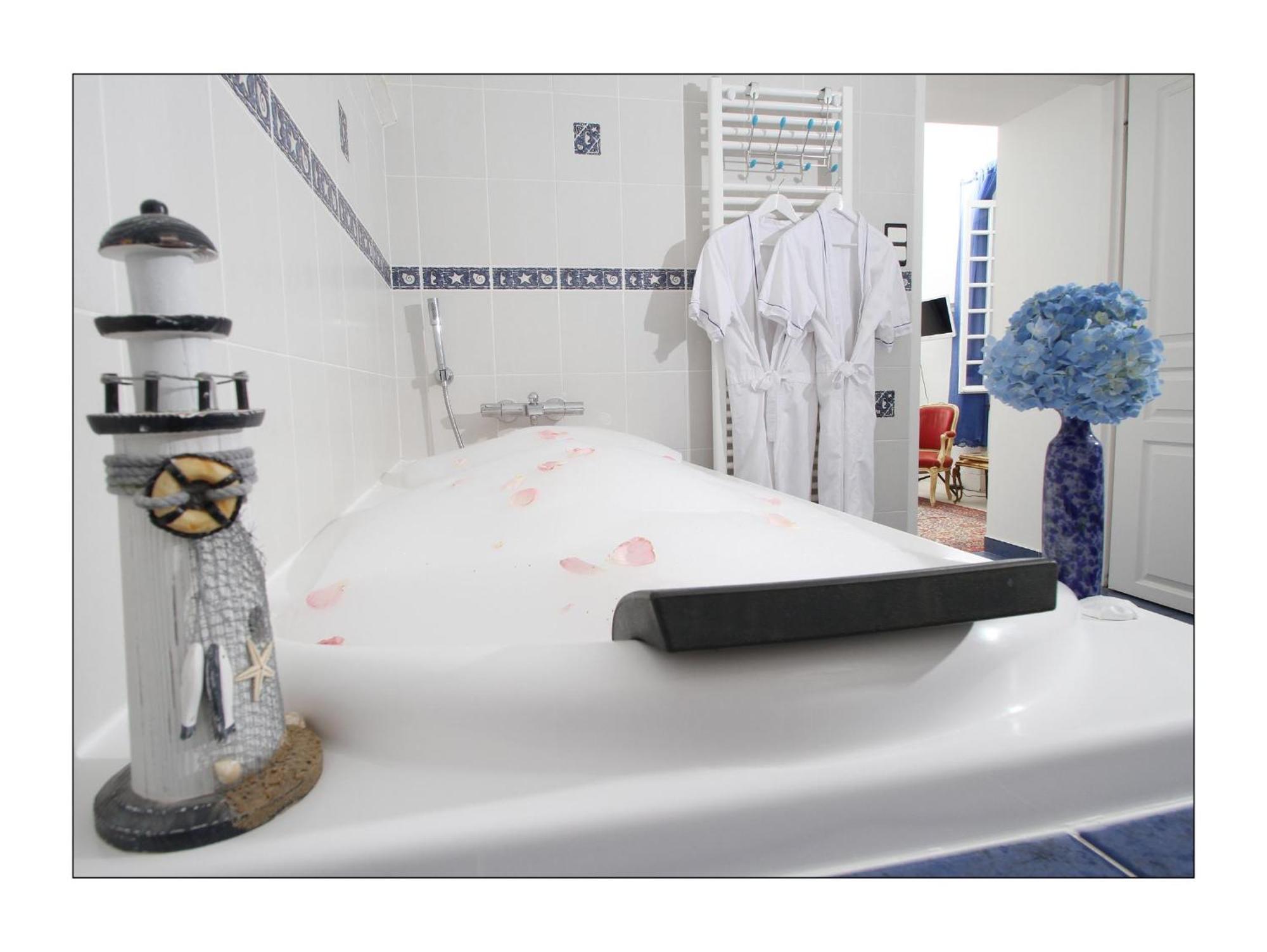 ואל-לה-באן Villa Aimee Luxury Apartments With Heated Pool מראה חיצוני תמונה