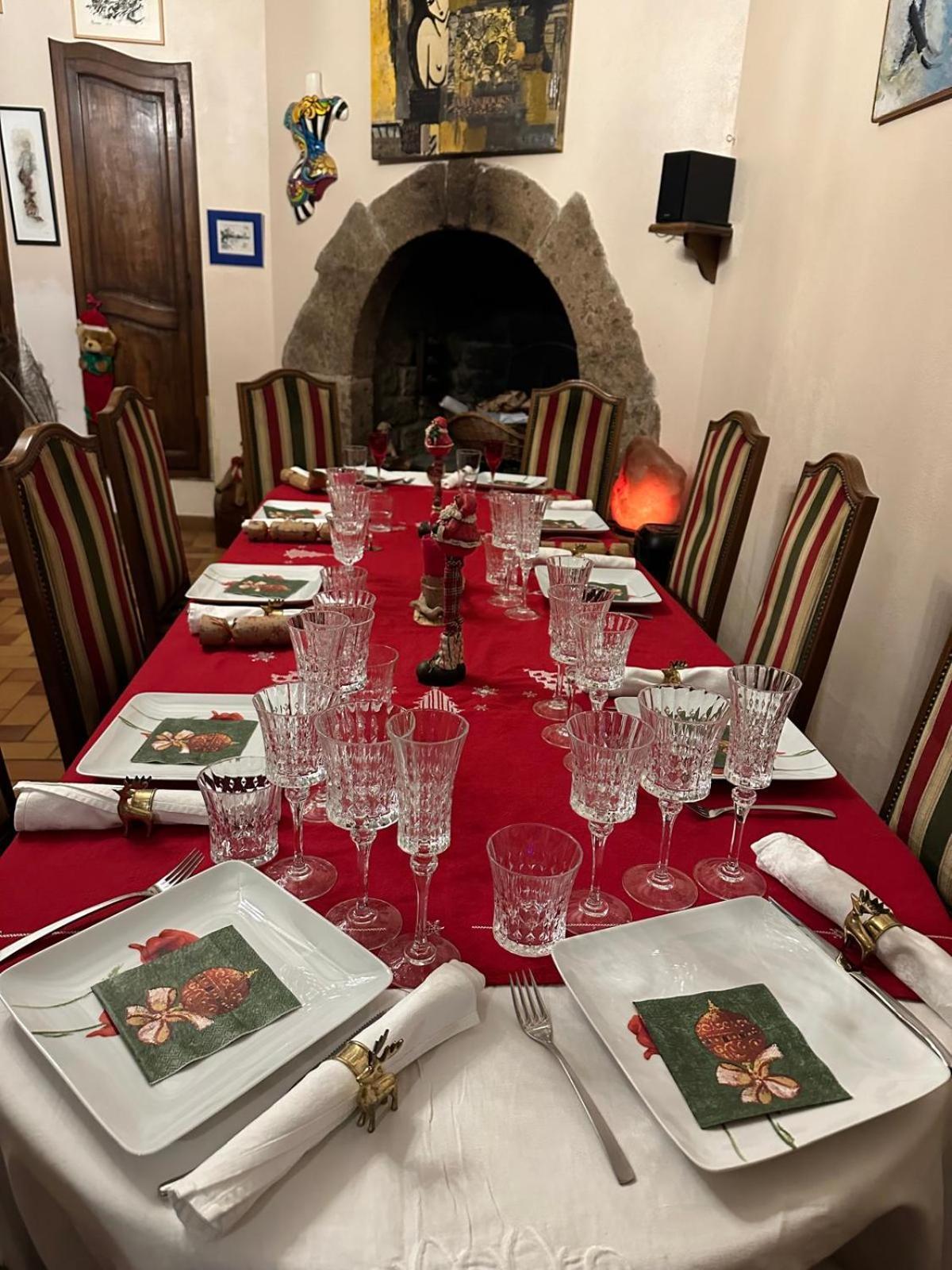 ואל-לה-באן Villa Aimee Luxury Apartments With Heated Pool מראה חיצוני תמונה